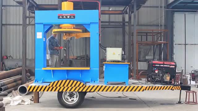 200吨移动压胎机试机视频